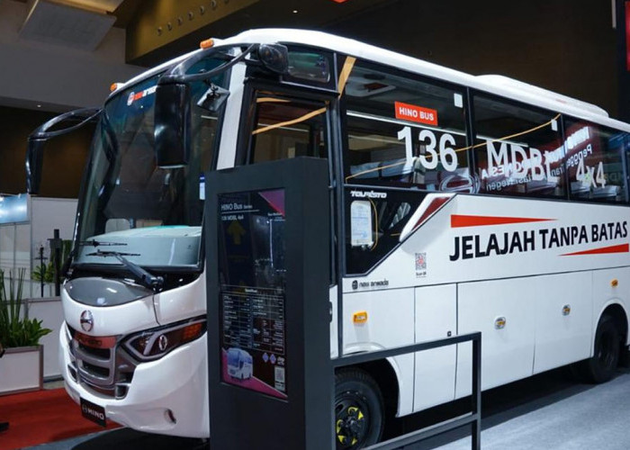 Resmi Hino Bus 4x4 Meluncur, Tangguh Siap Taklukkan Medan Ekstrem