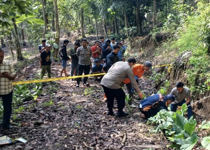 Ciri-ciri Mayat Wanita di Tasikmalaya dan Barang-barang di Dekat Korban