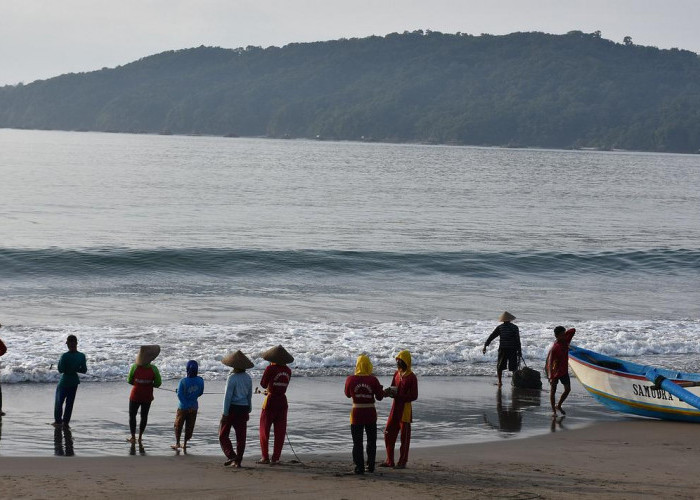 Jadi Wisata Pantai Favorit di Jawa Barat, Ini 3 Daya Tarik Utama dari Pantai Pangandaran, ke Sini Yuk!
