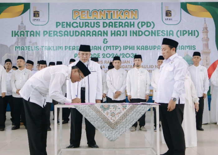 IPHI Ciamis Dilantik, Bupati Herdiat Dorong Program Pasca-Haji Lebih Berdampak