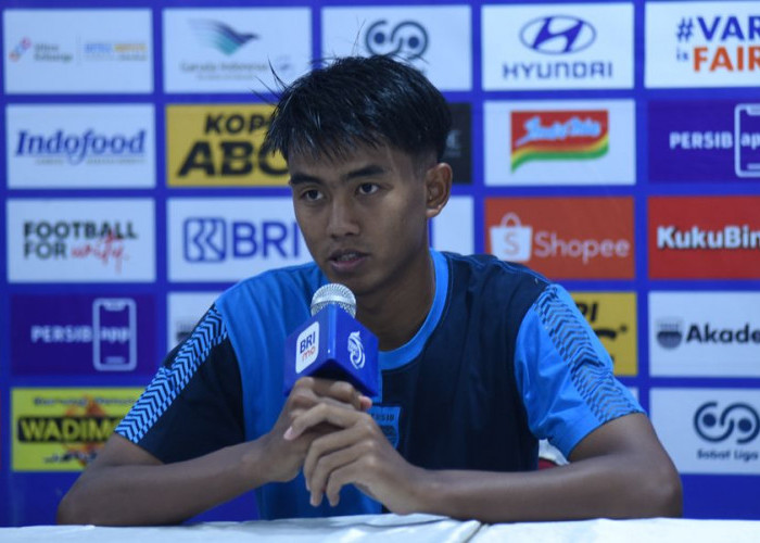 Pantas Semakin Matang, Ini 2 Mentor Kakang Rudianto di Persib, Kombinasi Asal Bek Eropa dan Brasil