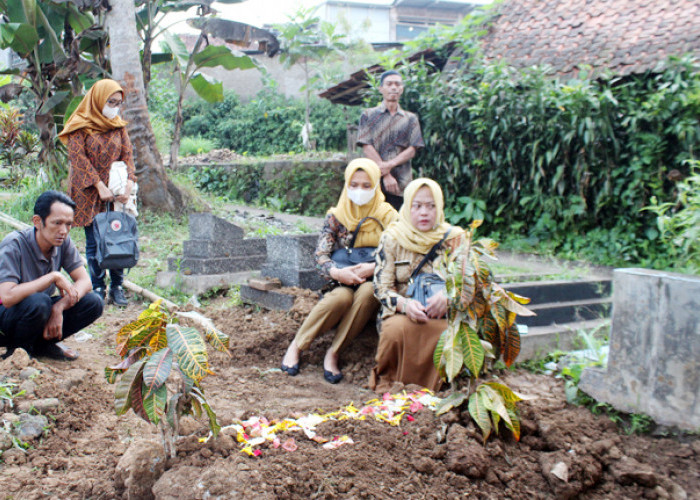 Keluarga Korban Kebakaran di Tasikmalaya Dapat bantuan dari Kemensos Rp 2,5 Juta