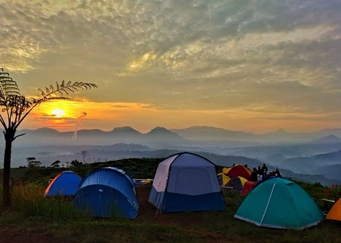 Keindahan Camping 360 Derajat Taman Langit Pangalengan