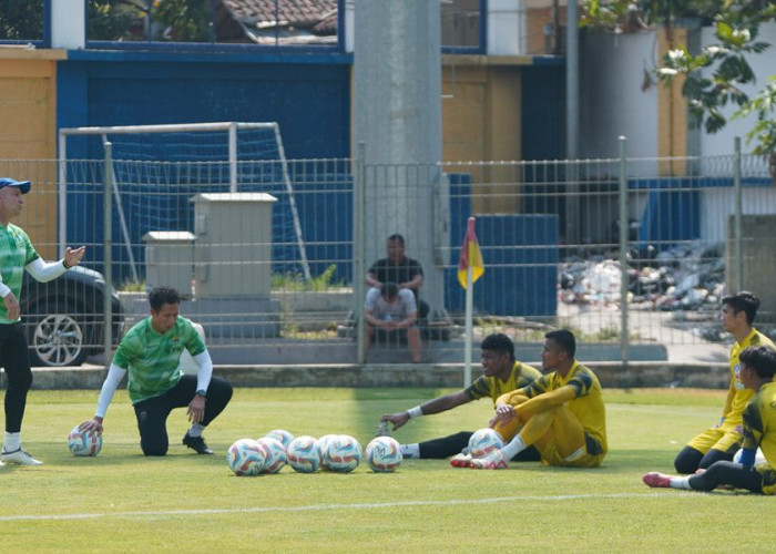 Terkesan Sederhana, Target Kiper Persib saat Laga Melawan Borneo FC Lumayan Berat Diwujudkan
