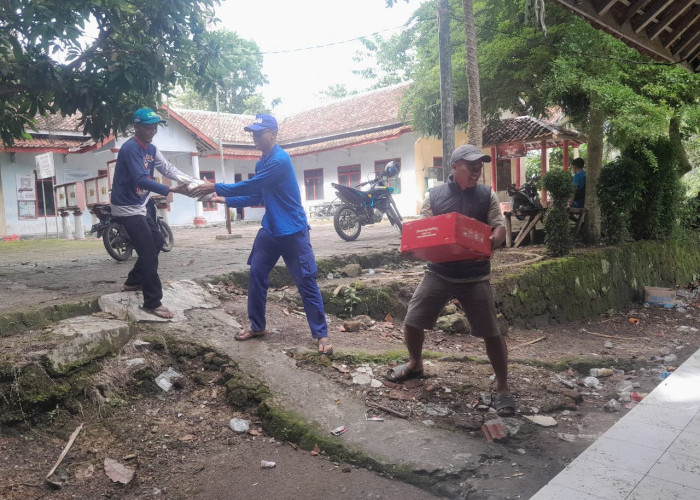 Musim Hujan, Tagana Kabupaten Tasikmalaya Ingatkan Warga Waspada Rumah Roboh