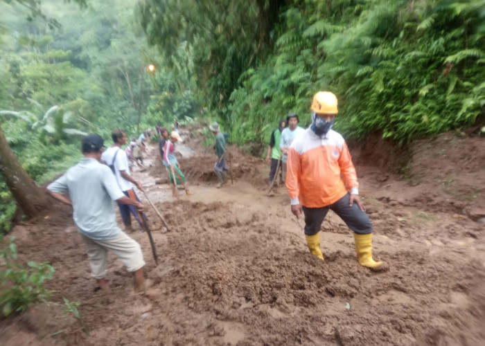 Lokasi 3 Bencana Sekaligus di Kecamatan Cisayong Tasikmalaya Setelah Dilanda Hujan Deras  
