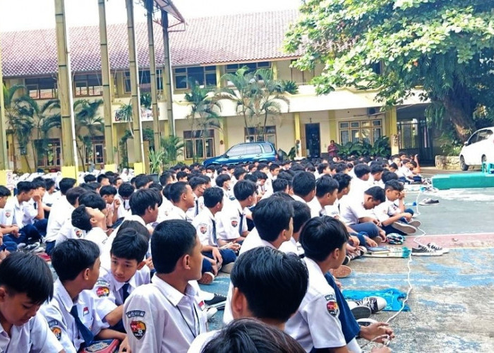 Pembinaan Kamtibmas kepada Ratusan Pelajar SMPN 1 Banjar, Ciptakan Sekolah Kondusif