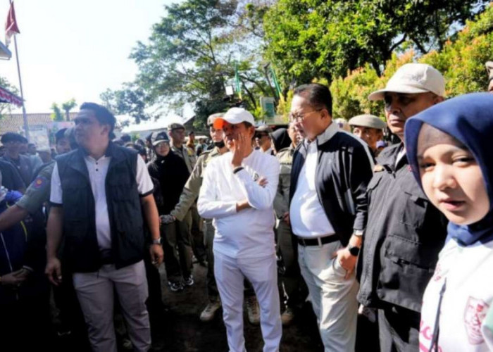 KDM Wajibkan Pelajar SMA dan SMK di Jabar Pungut Sampah, Masuk Praktikum IPA dan Jadi Syarat Subsidi Sekolah