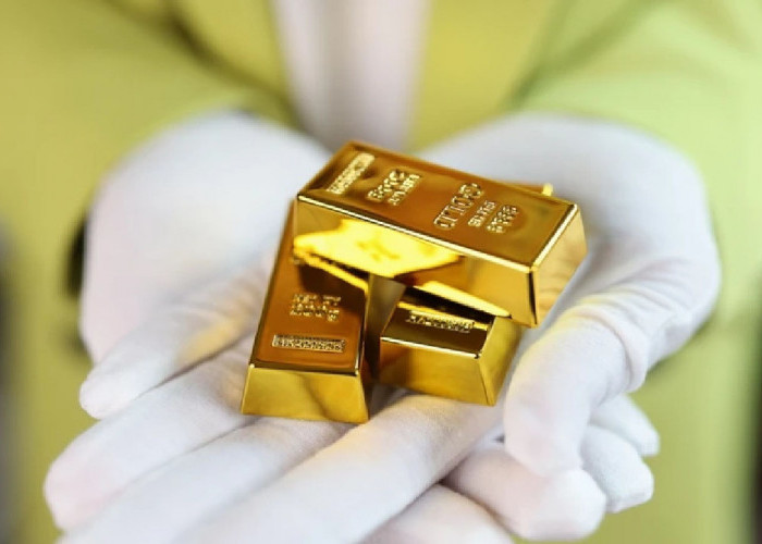 Harga Emas Antam Hari Ini 15 Oktober 2025 Tembus Rp 2.596.000 Per Gram