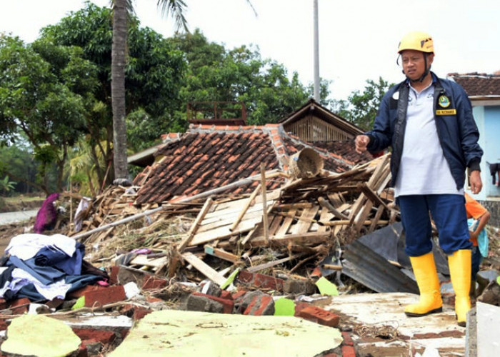 Sempat Ngungsi, Warga Garut Korban Banjir Bandang Mulai Pulang