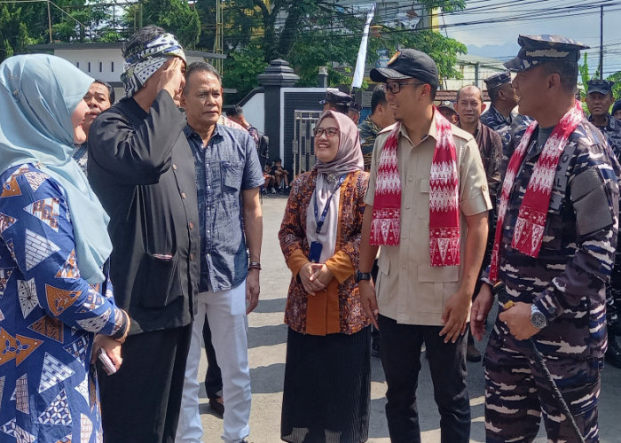 Diky Chandra Jajaki Program KKP untuk Kampung Nelayan Kota Tasikmalaya Usai Bertemu Seniornya di SMAN 2