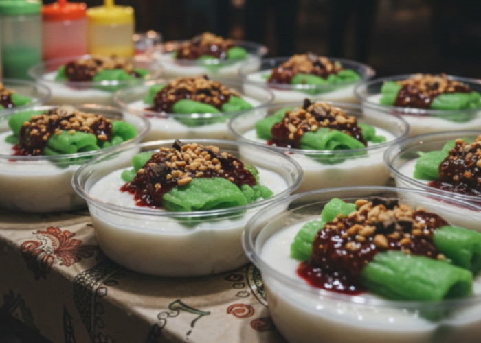 Dilirik Pembeli Setiap Ramadhan, Begini Cara Membuat Pisang Ijo yang Layak Jadi Andalan Jualan Takjil