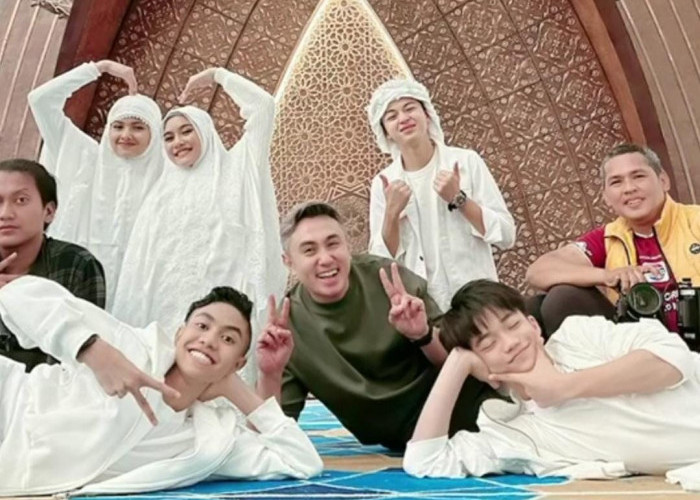 Keren, Benarkah Mala dan Ilham Syuting Video Klip Azan Indosiar di Masjid Raya Al-Jabbar?