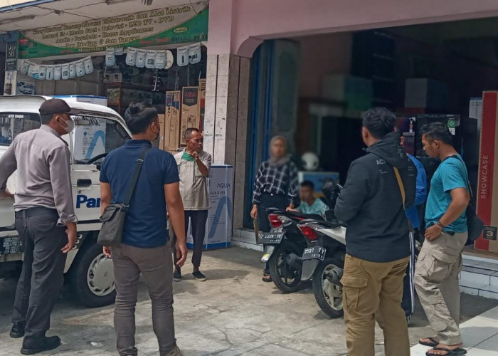 Pencuri Motor Berkeliaran di Banjar, Kini Karyawan Toko Elektronik Jadi Korban