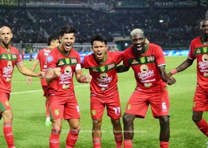 Persebaya Boyong 21 Pemain untuk Lawan Malut United di Jakarta, Paul Munster Siapkan Senjata Rahasia