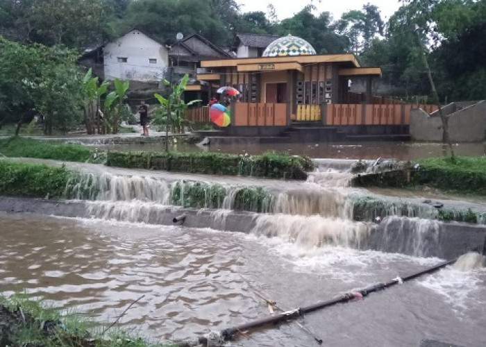 Waduh, Saluran Air Jebol di Leuwisari Kabupaten Tasikmalaya, Satu Rumah Rusak