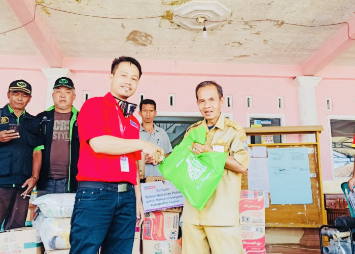 Alfamart Beri Bantuan Korban Tanah Longsor Kabupaten Ciamis