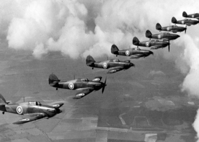 Dari Pendaratan Sekutu di Jakarta, Hari Demokrasi Internasional hingga Battle of Britain Day