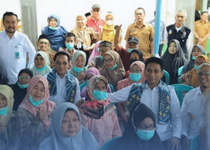Wamenkes Tinjau Kelurahan Siaga TB di Cilembang, Pemeriksaan TBC Bakal Gunakan Metode Baru
