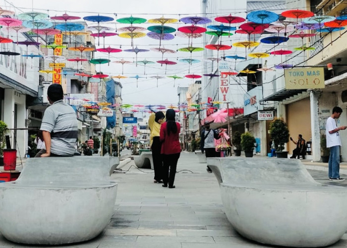 Soal Pedagang Kaki Lima di Pedestrian Cihideung, Pemkot Diminta Bijak Ambil Keputusan