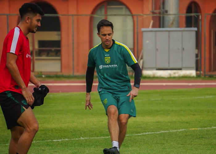 Persebaya vs Arema FC: Paul Munster Absen Mendampingi, Target Bajul Ijo Kokoh di Puncak Klasemen 