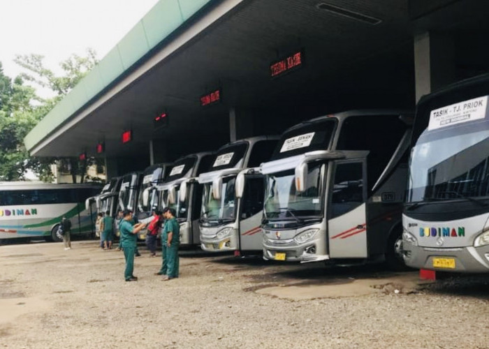 2 Nama Pengusaha Bus dari Tasik Ini Disebut sebagai ‘Rajanya Transportasi’ di Indonesia