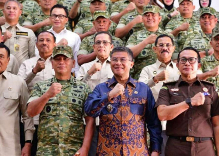 Menko Polkam Djamari Chaniago Tekankan Komunikasi dengan Masyarakat untuk Jaga Stabilitas Jawa Barat