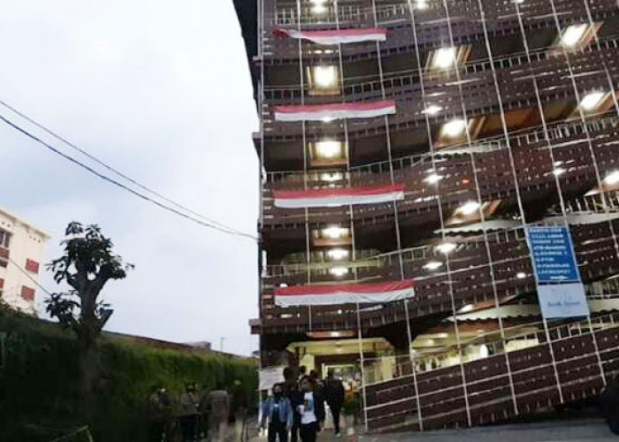 Dirawat 6 Jam, Mahasisiwi yang Lompat dari Lantai 6 Gedung USM Semarang Meninggal