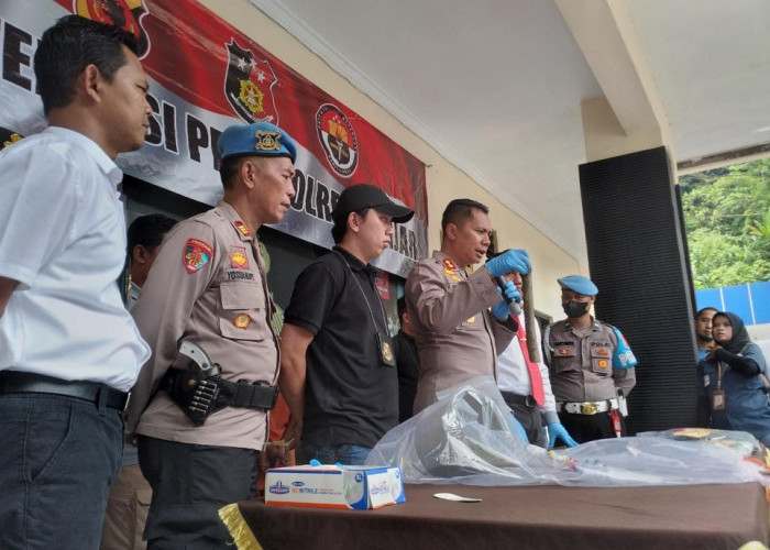 Polres Banjar Ungkap Kasus Pembunuhan Kuswanto, Motif Dendam dan Warisan, Satu Tersangka Dihadiahi Timah Panas