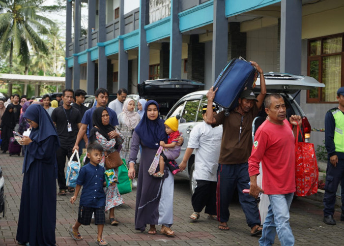 166 Santri Baru Pesantren Muhammadiyah Afsi Kabupaten Tasikmalaya Masuk Kobong