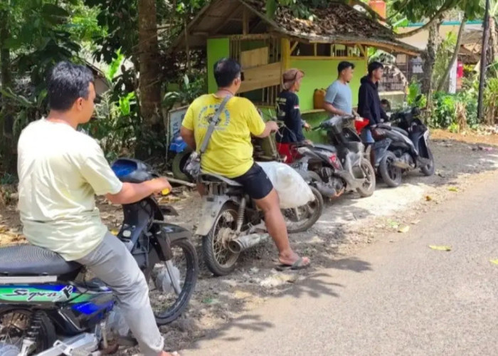 Warga Langkaplancar Pangandaran Harus Tempuh 60 Kilometer untuk Mendapatkan BBM