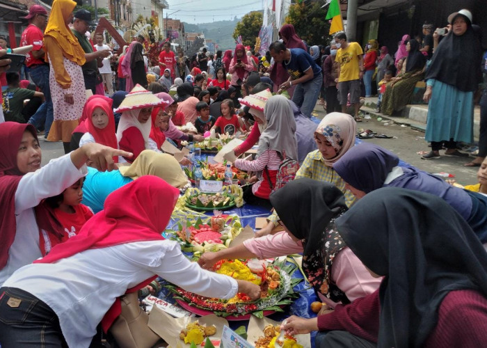 Warga Jadimulya Kota Banjar Gelar Hajat Lembur Meriahkan HUT Kemerdekaan ke-77 RI