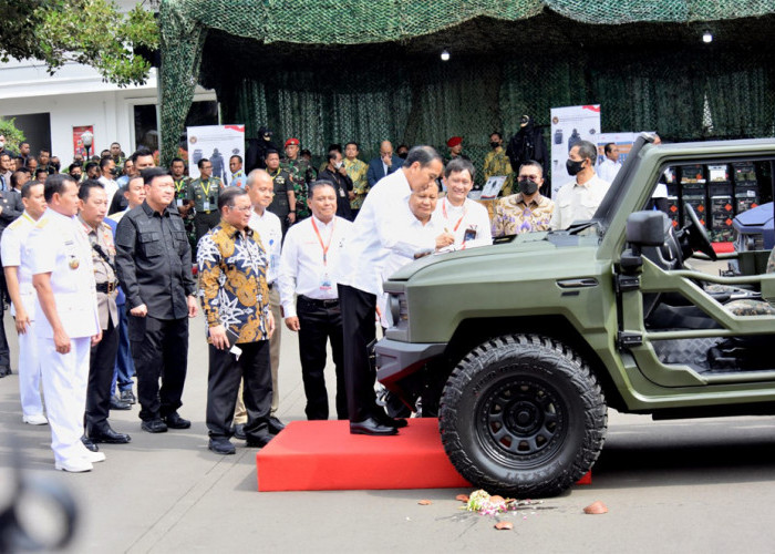 Presiden Jokowi Jajal Rantis Maung, Seri Tiga Dilengkapi Senjata Tempur