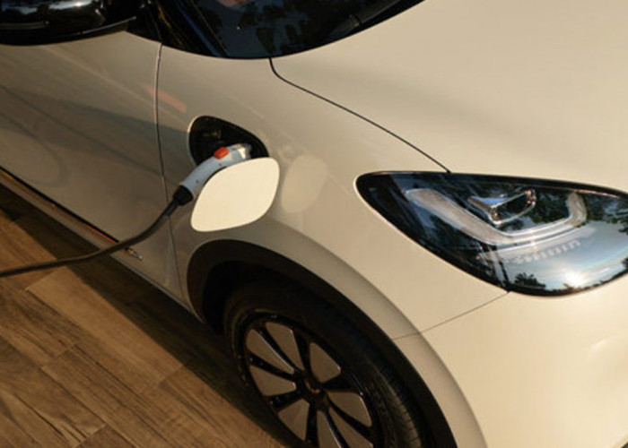 Waktu yang Tepat Isi Ulang Baterai Mobil dengan Fast Charging? Hindari 4 Kondisi Ini!