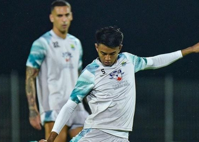 Jelang Kickoff Lawan Bali United, Bojan Hodak Sebut Persib dapat Kemudahan di Leg Pertama Semifinal Alasannya?
