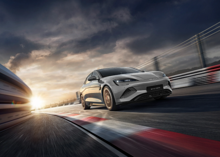 Futuristis dan Bertenaga! Ini Spesifikasi Lengkap BYD Atto 4 2026 yang Siap Guncang Pasar SUV Listrik