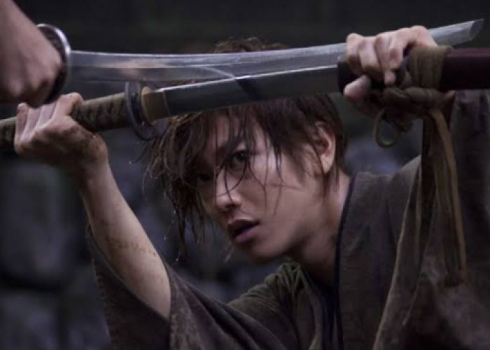 Ciri-Ciri Khusus Sakabatou Sejati, Pedang Battousai si Pembantai di Rurouni Kenshin