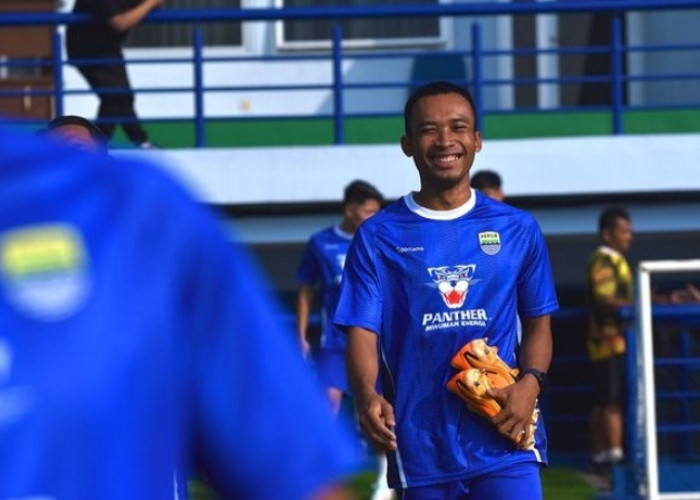 Profil Robi Darwis: Pemain Muda Persib yang Dipanggil Timnas untuk Piala AFF 2024