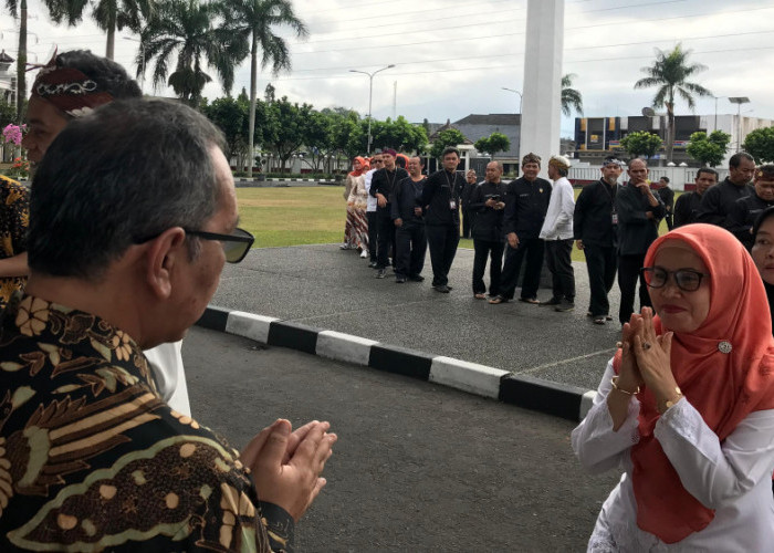 Ivan Dicksan Resmi Pensiun dari ASN Pemkot Tasikmalaya, Dapat Ilmu Kepemimpinan Lebih dari 5 Wali Kota