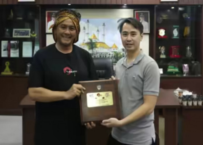 Erwin Tasikigoi Buka Jalan Promosi Kota Tasikmalaya Lewat Dunia Koi Internasional