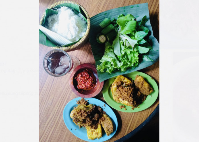 Rekomendasi Tempat Makan Hidden Gem Tasikmalaya, Lokasinya di Tengah Kota Tapi Naik ke Bukit