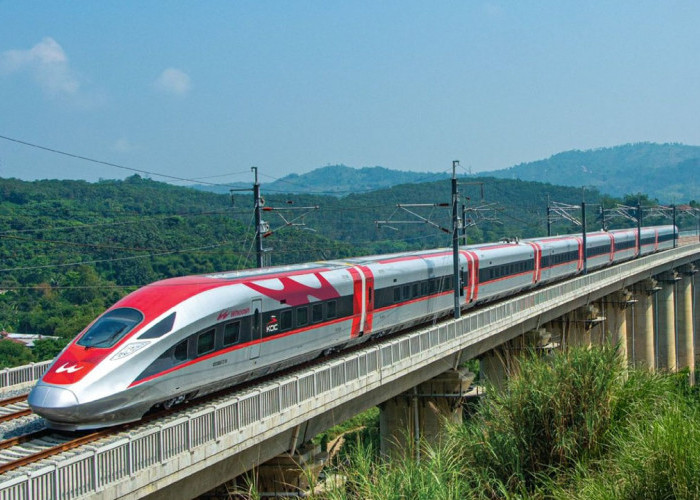 Jadwal Terbaru Whoosh Sabtu-Minggu, Cek Jamnya Jangan Sampai Berangkat Kepagian