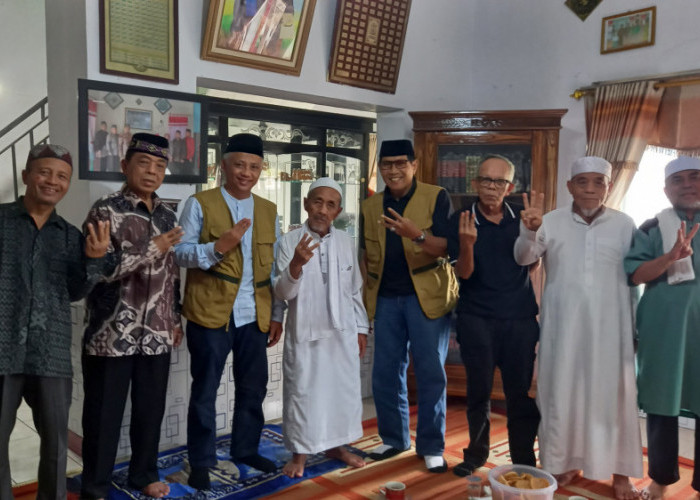 Yusuf-Hendro dapat Restu Sesepuh Pondok Pesanten, Kata KH Mama Yusuf: Lanjutkan!!!