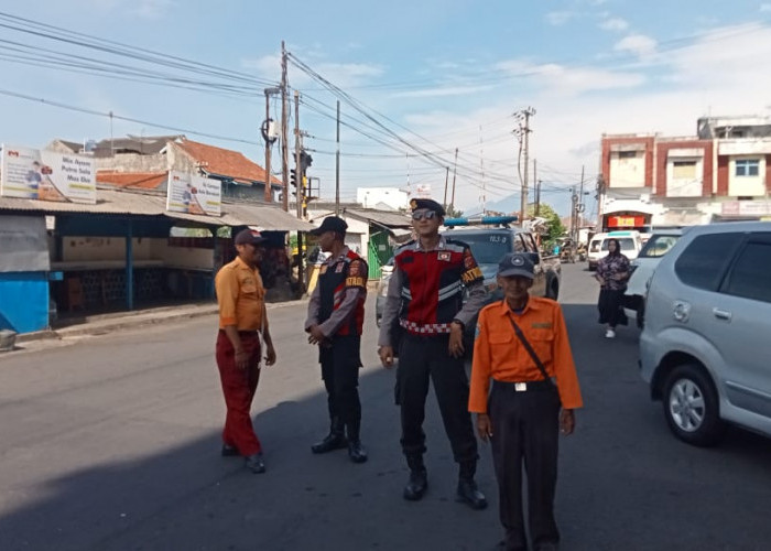 Patroli Jalan Kaki, Polres Tasikmalaya Kota Tampung Keluhan Warga