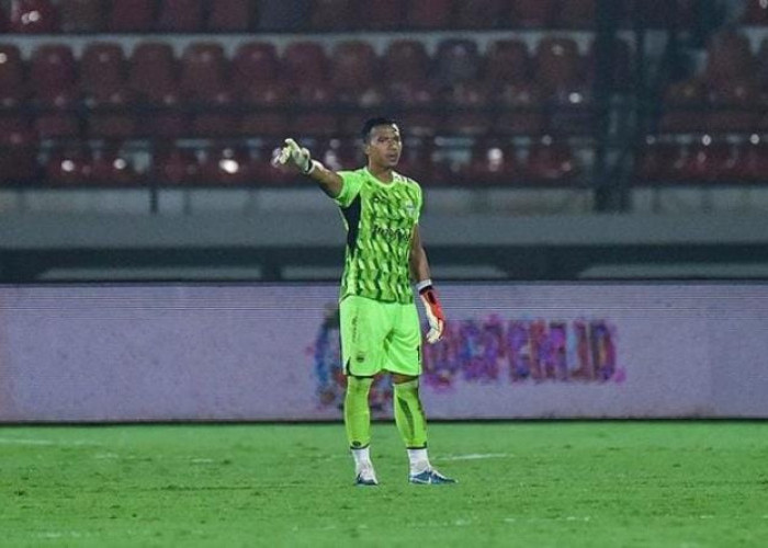 Dipuji Bobotoh, Ini Respons Teja Paku Alam Setelah Melakukan Penyelamatan Gemilang, Next Persib vs Arema FC