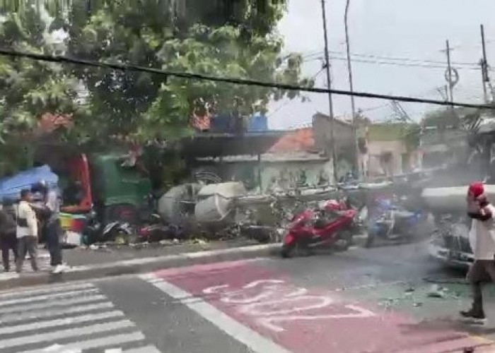 Delapan Orang Tewas dalam Kecelakaan Maut di Kranji, Bekasi, Truk Tronton Seruduk Halte 