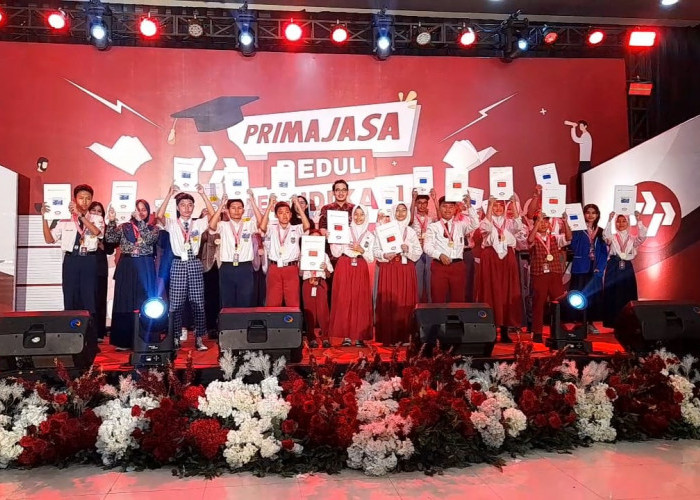 Primajasa Foundation Konsisten Berikan Beasiswa Pendidikan sejak 2004