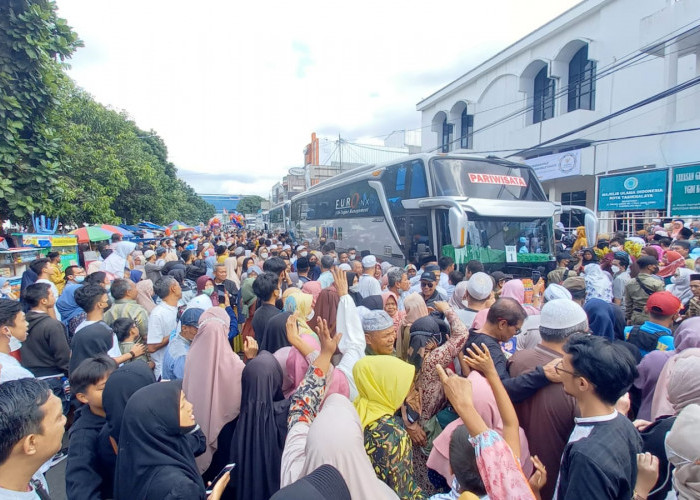 Ratusan Calon Haji Kota Tasik Jalani Vaksin Meningitis