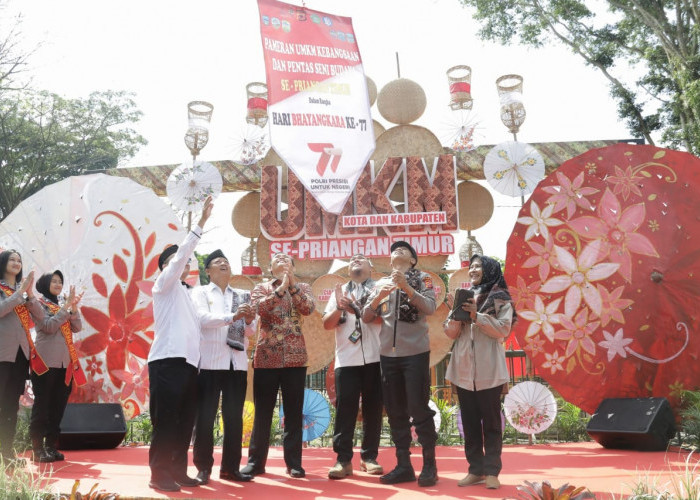 Langkah Polda Jawa Barat Tingkatkan Kesejahteraan Masyarakat Melalui Pameran UMKM di Dadaha, Tasikmalaya