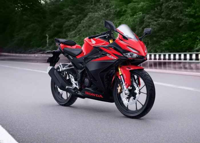 Honda CBR150R Tampil Agresif dan Sporty, Desainnya Bikin Makin Penasaran!
